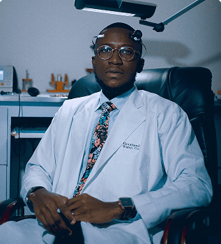 Dr. Tunde Johnson